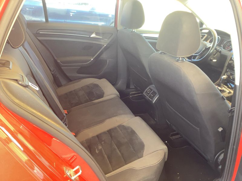 Volkswagen Golf VII 1.6 TDI Sport BlueMotion Tech 2013 – снимка 19