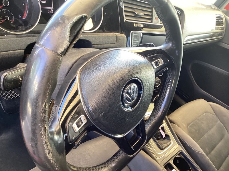 Volkswagen Golf VII 1.6 TDI Sport BlueMotion Tech 2013 – снимка 23
