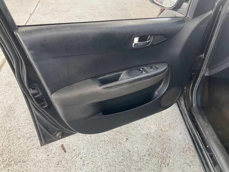 Hyundai i20 1.4 Comfort 2014 – снимка 32