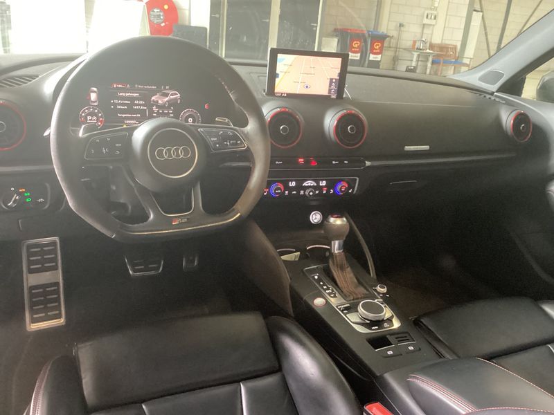 Audi RS 3 Sportback 2.5 TFSI quattro — zdjęcie 12