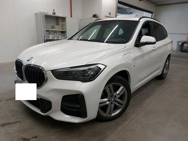 X1 xDrive 25e M Sport