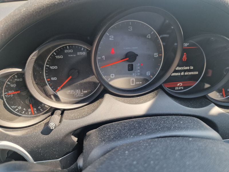 Porsche Cayenne S Diesel — zdjęcie 12