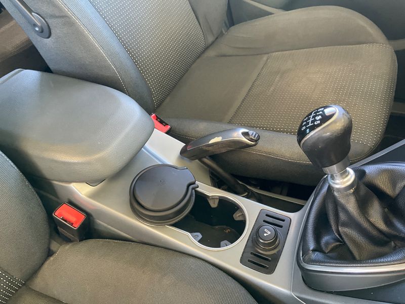 Ford Grand C-Max 1.6 TDCi Trend 2011 – снимка 29