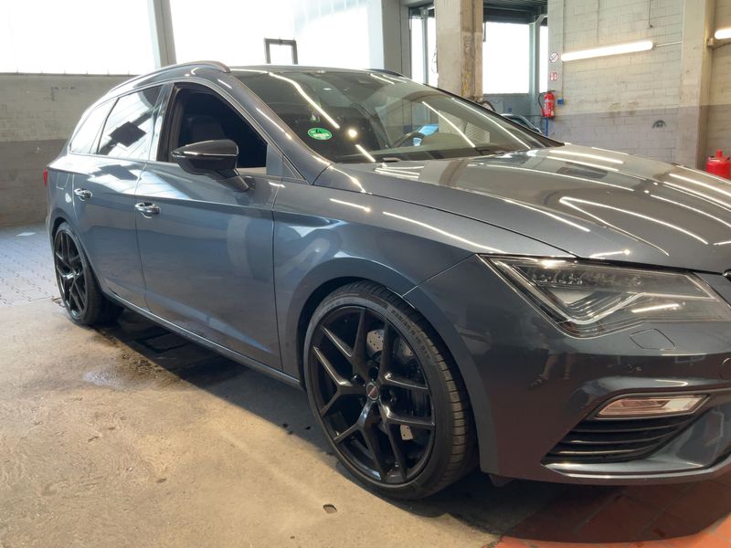 Seat Leon 2.0 TSI Cupra 300 4Drive 2019 – снимка 12