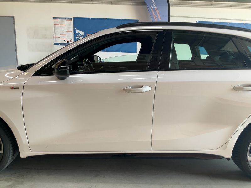 Audi A3 Sportback 30 TFSI Mild-Hybrid S line — zdjęcie 4