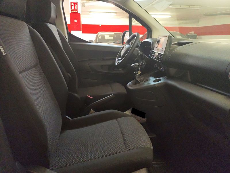 Toyota ProAce City 1.5 D-4D Van L1 VX — zdjęcie 10