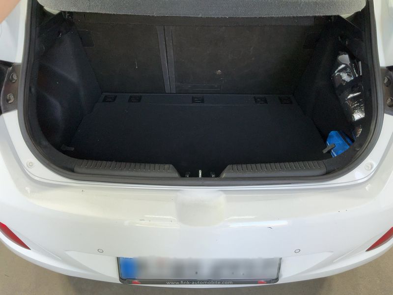 Hyundai i30 1.4 Trend blue — zdjęcie 10