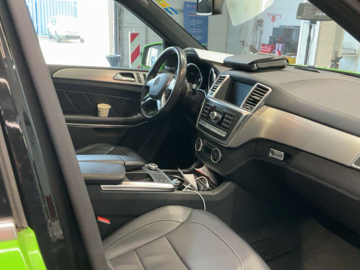 Mercedes-Benz GL-Klasse 2015 — photo 18