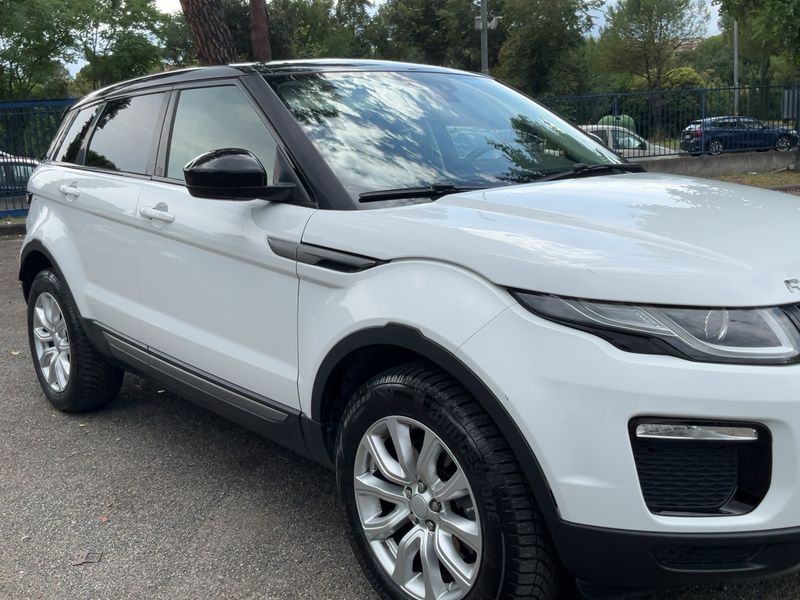 Land Rover Evoque 2.0 Td4 SE 2018 – снимка 12