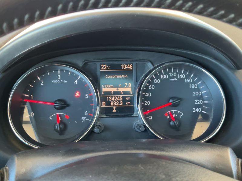 Nissan Qashqai 1.5 Turbodiesel Connect Edition — zdjęcie 13