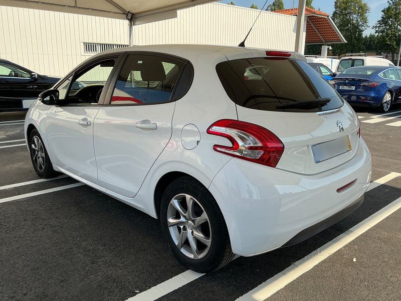 Peugeot 208 1.2 e-VTi Active 2014 – снимка 6
