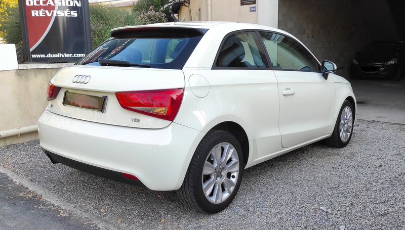 Audi A1 1.6 TDI Ambition 2011 – снимка 8