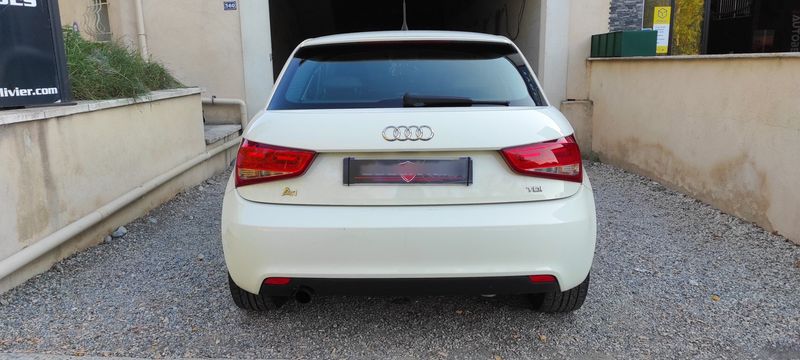 Audi A1 1.6 TDI Ambition 2011 – снимка 7
