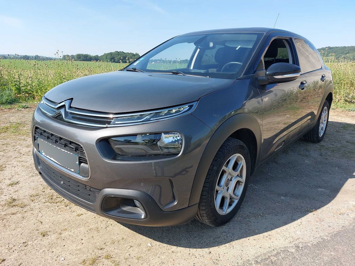 Citroen C4 2018 — photo 1