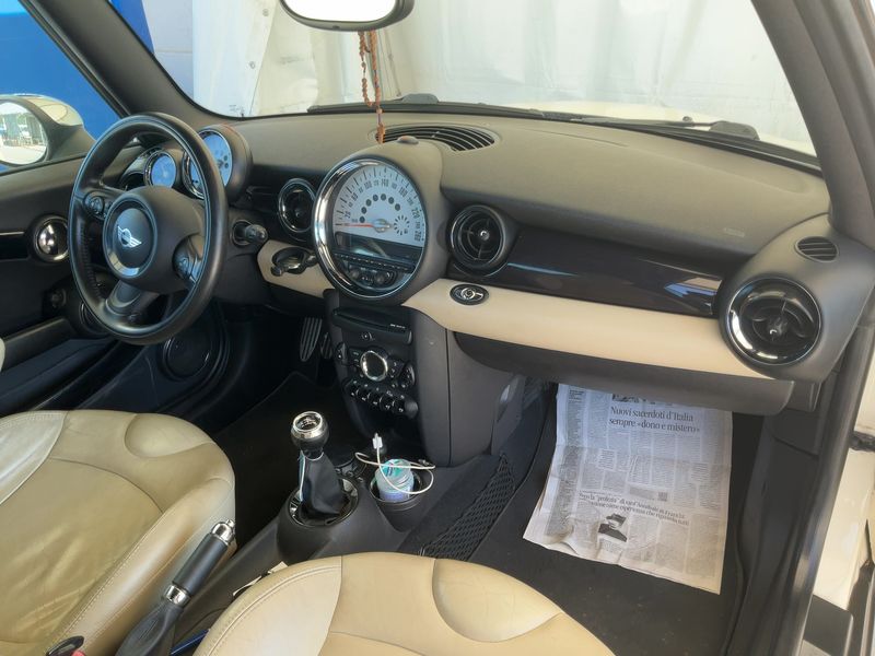 MINI Cabrio Cooper S — zdjęcie 12