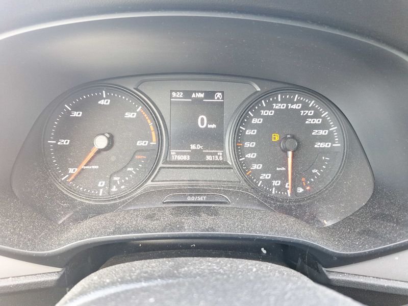 Seat Leon 1.6 TDI Reference 4Drive — zdjęcie 12
