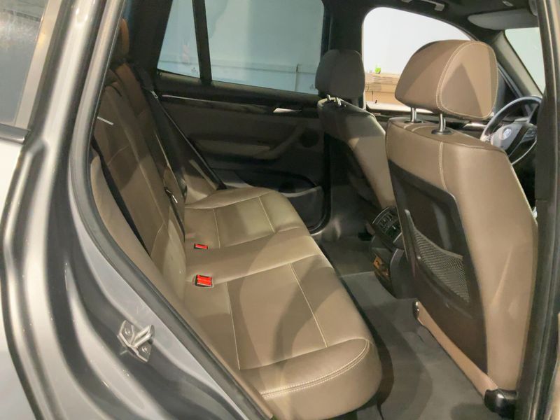 BMW X3 xDrive 30d — zdjęcie 14