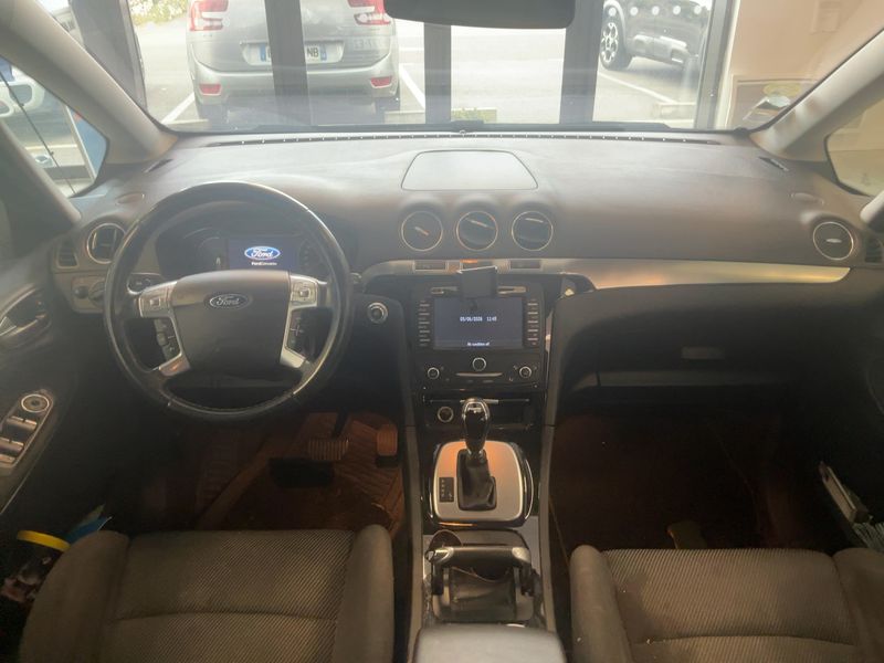 Ford Galaxy 2.0 TDCi Titanium 2013 – снимка 17