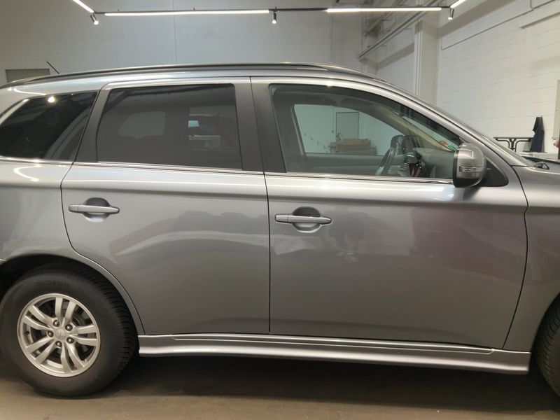 Mitsubishi Outlander 2.2 DI-D Invite ClearTec 2WD — zdjęcie 7