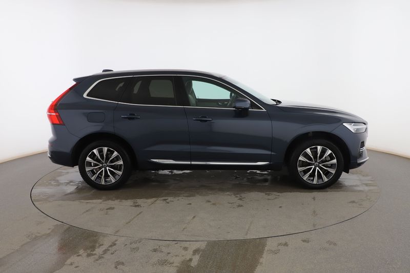 Volvo XC60 2.0 T6 Recharge Plug-in Hybrid Plus Bright AWD 2022 – снимка 10