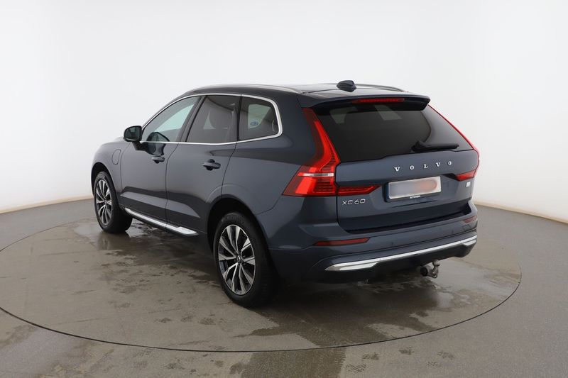 Volvo XC60 2.0 T6 Recharge Plug-in Hybrid Plus Bright AWD 2022 – снимка 6