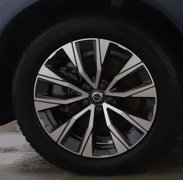 Volvo XC60 2.0 T6 Recharge Plug-in Hybrid Plus Bright AWD 2022 – снимка 11