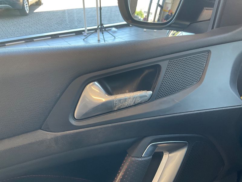Peugeot 308 1.6 Blue-HDi GT Line 2017 – снимка 35