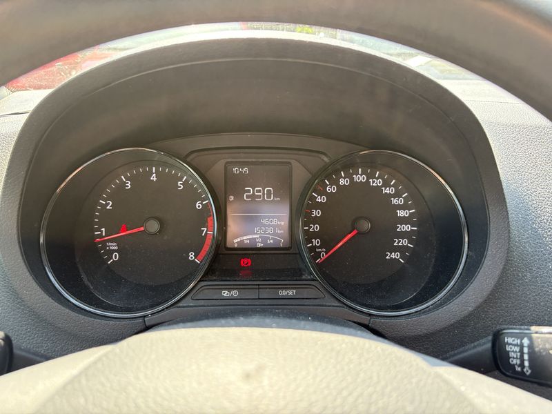 Volkswagen Polo 1.0 Trendline — zdjęcie 12