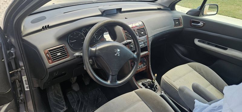 Peugeot 307 1.6 HDi Confort Pack — zdjęcie 19