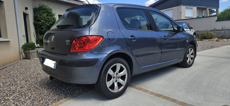 Peugeot 307 1.6 HDi Confort Pack — zdjęcie 5