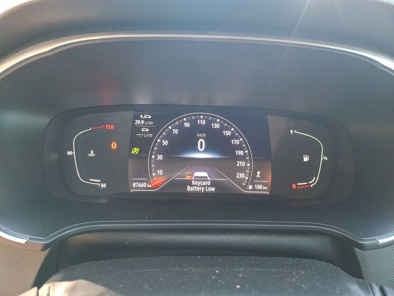 Renault Megane 1.3 TCe Equilibre — zdjęcie 12