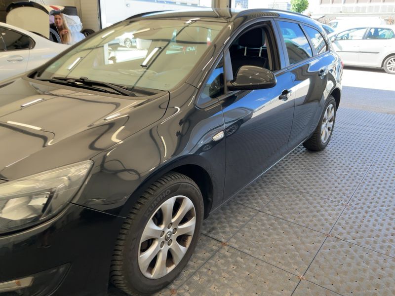 Opel Astra 1.6 Style — zdjęcie 2