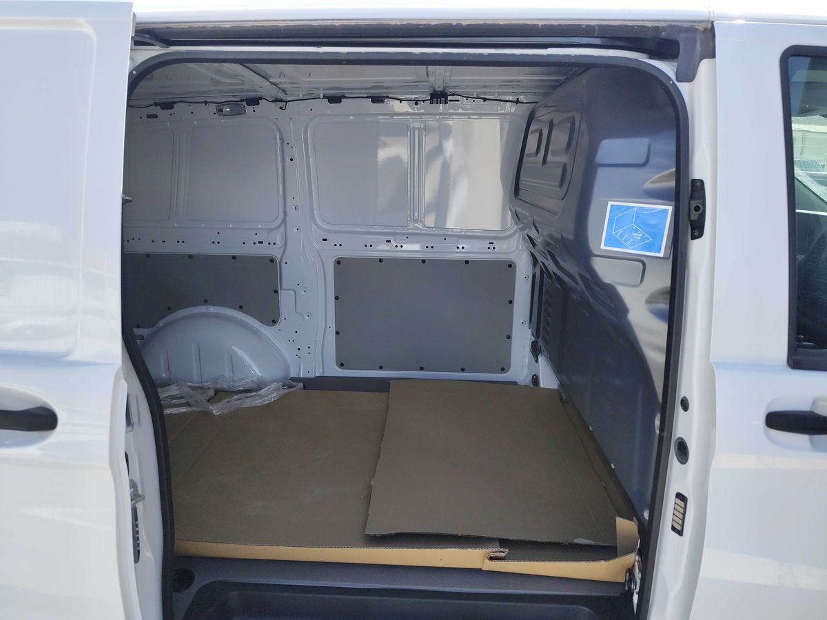 Mercedes-Benz Vito eVito lang