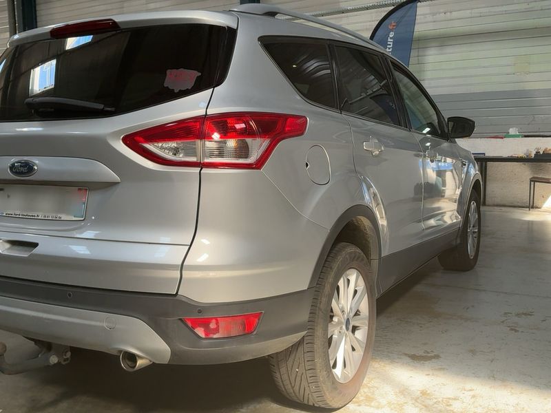 Ford Kuga 2.0 TDCi Titanium — zdjęcie 6