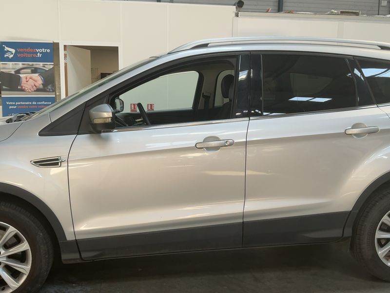 Ford Kuga 2.0 TDCi Titanium — zdjęcie 4