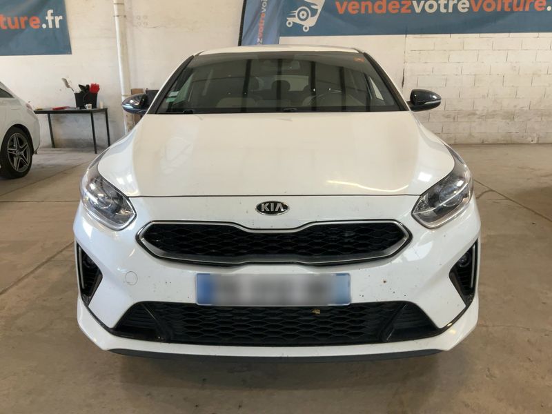Kia pro_cee'd 1.4 TGDI GT Line — zdjęcie 9