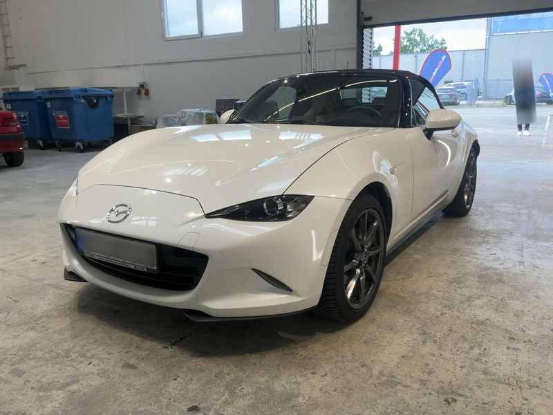Mazda MX-5 2.0 Sakura