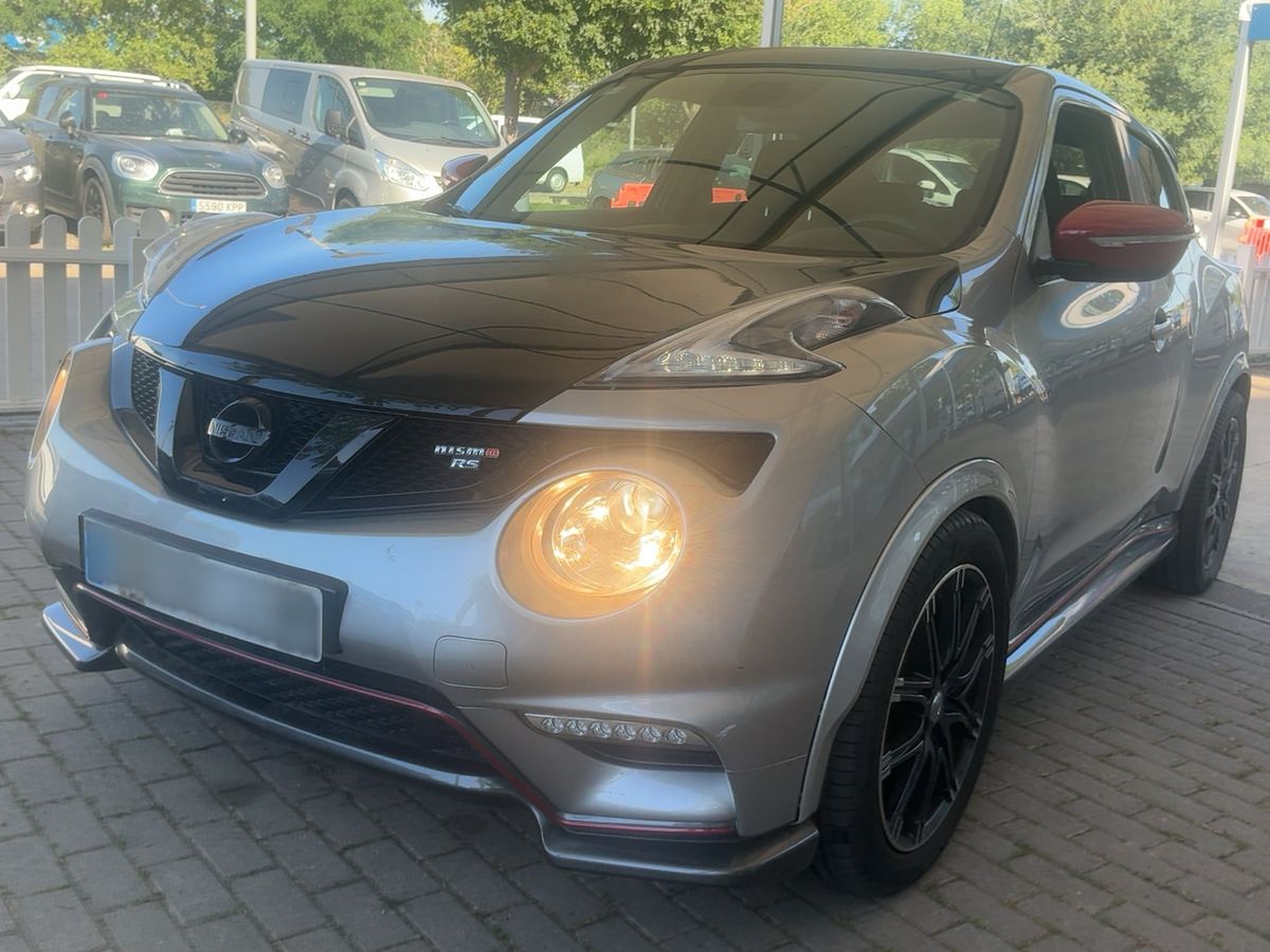 Nissan Juke 2015 — photo 1