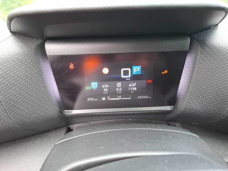 Citroen C4 1.5 Blue-HDi Shine — zdjęcie 12