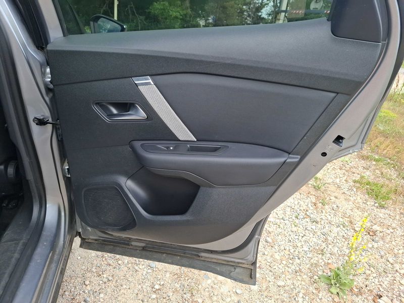 Citroen C4 1.5 Blue-HDi Shine 2022 – снимка 80