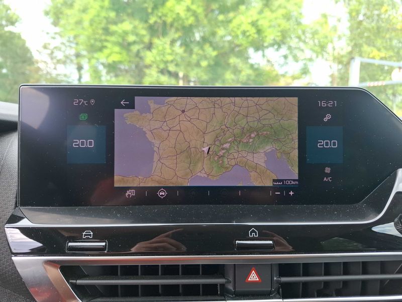 Citroen C4 1.5 Blue-HDi Shine — zdjęcie 13