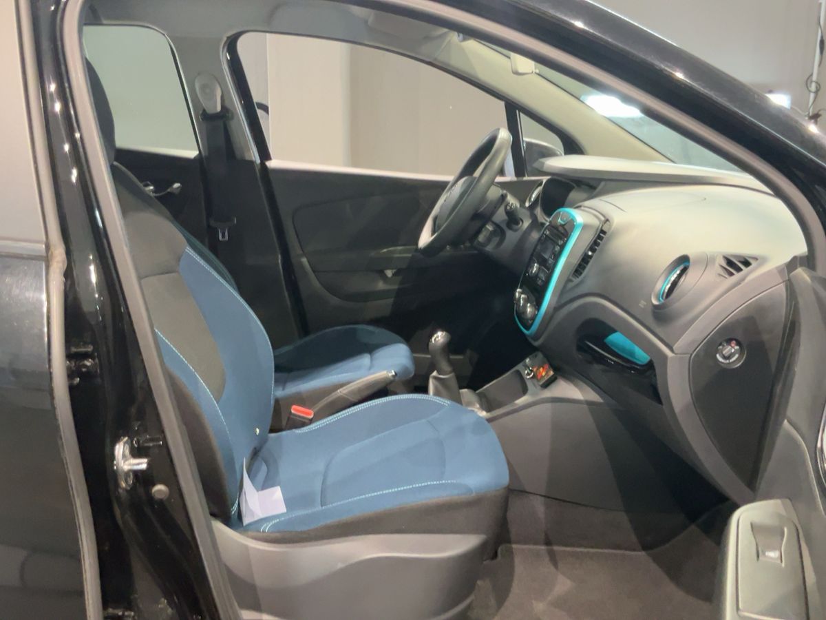 Renault Captur 2015 — photo 17