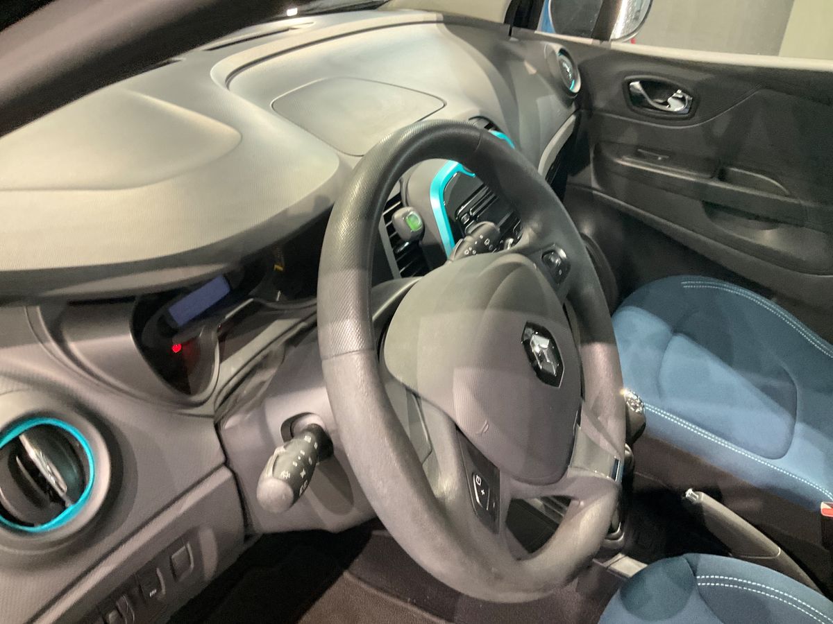 Renault Captur 2015 — photo 25