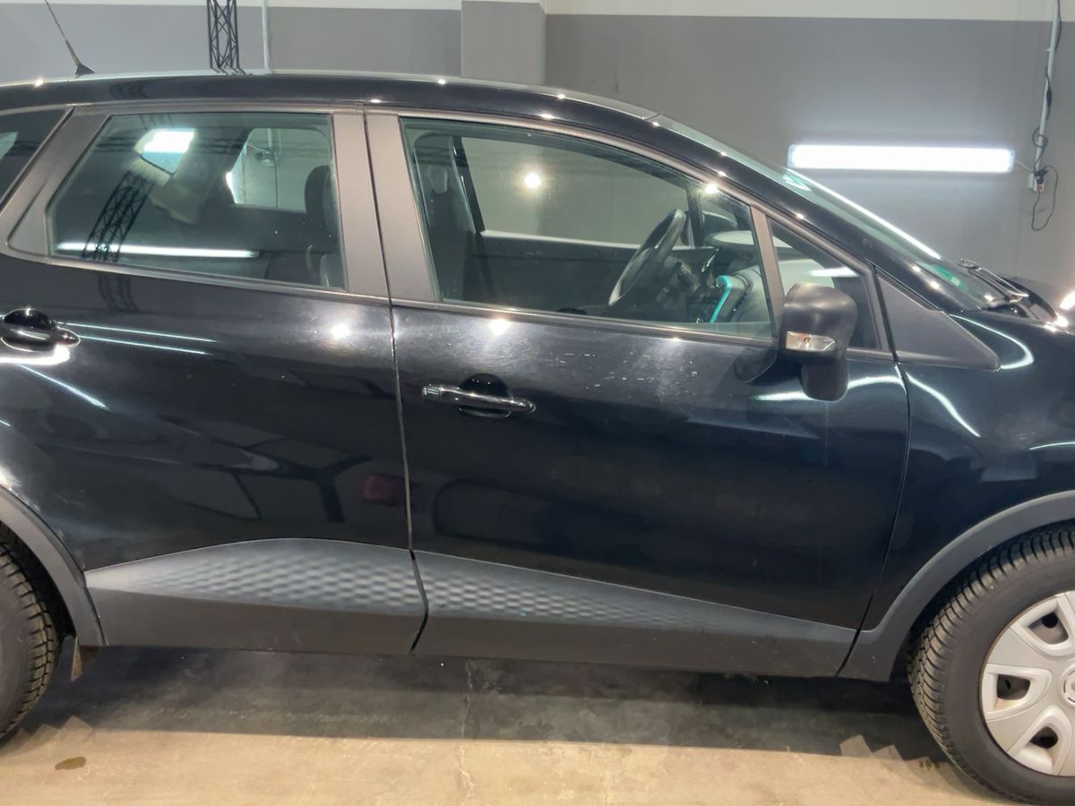 Renault Captur 2015 — photo 11