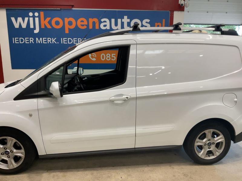 Ford Transit Courier 1.0 EcoBoost Limited — zdjęcie 4