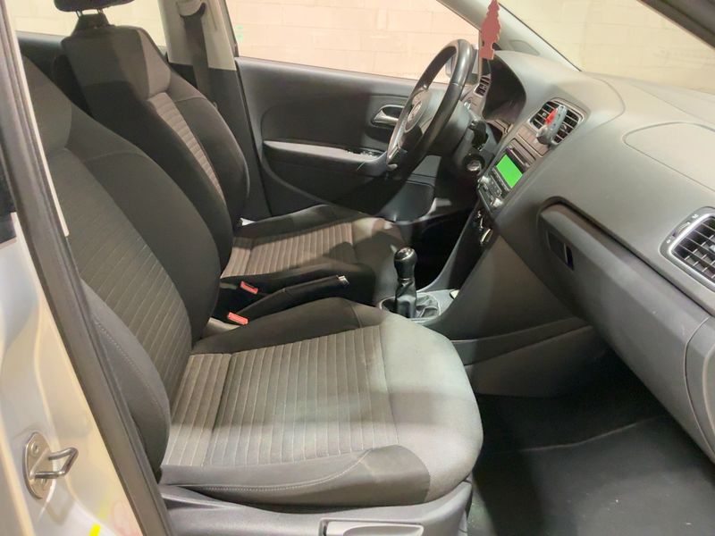 Volkswagen Polo 1.6 TDI Comfortline BlueMotion Tech — zdjęcie 11