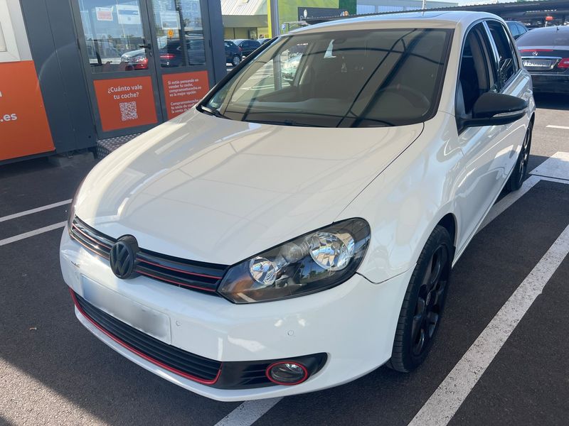 Volkswagen Golf VI 1.6 TDI Sport — zdjęcie 2