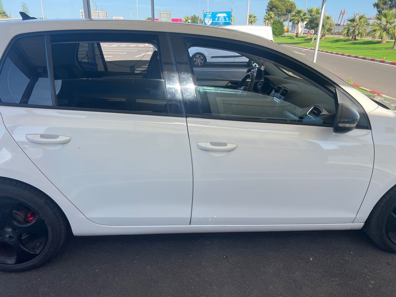 Volkswagen Golf VI 1.6 TDI Sport — zdjęcie 7