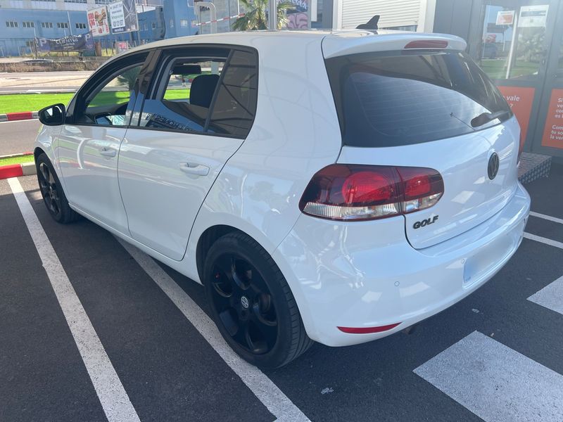 Volkswagen Golf VI 1.6 TDI Sport — zdjęcie 3