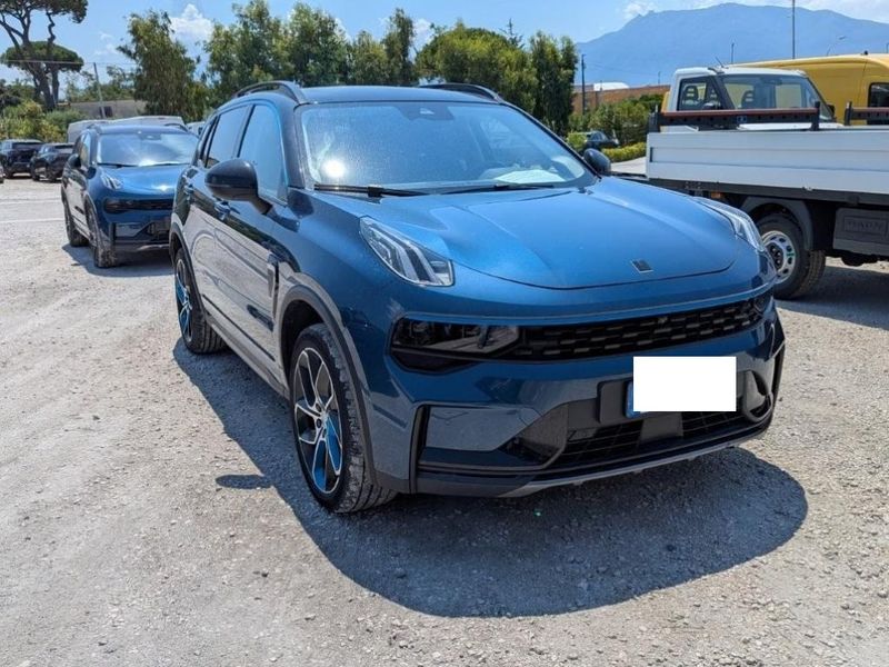 Lynk & Co 01 1.5 Plug-in Hybrid — zdjęcie 6